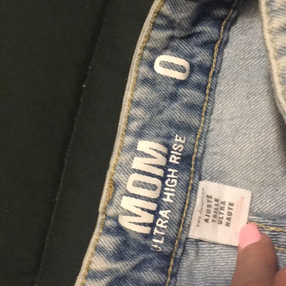 Jeans - Picture 3 of 3